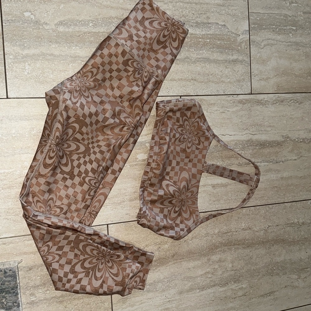 Beyond yoga legging set